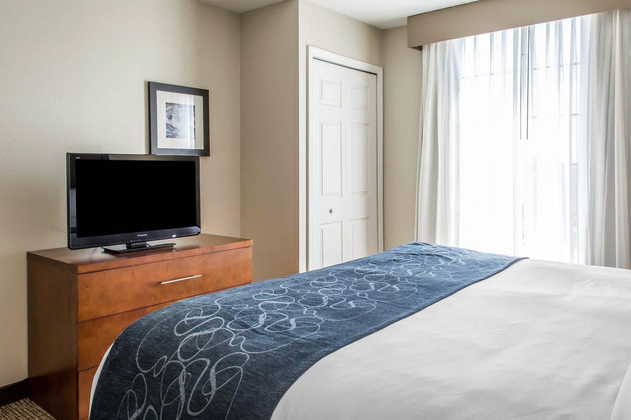 Comfort Suites Near Potomac Mills Вудбридж Экстерьер фото