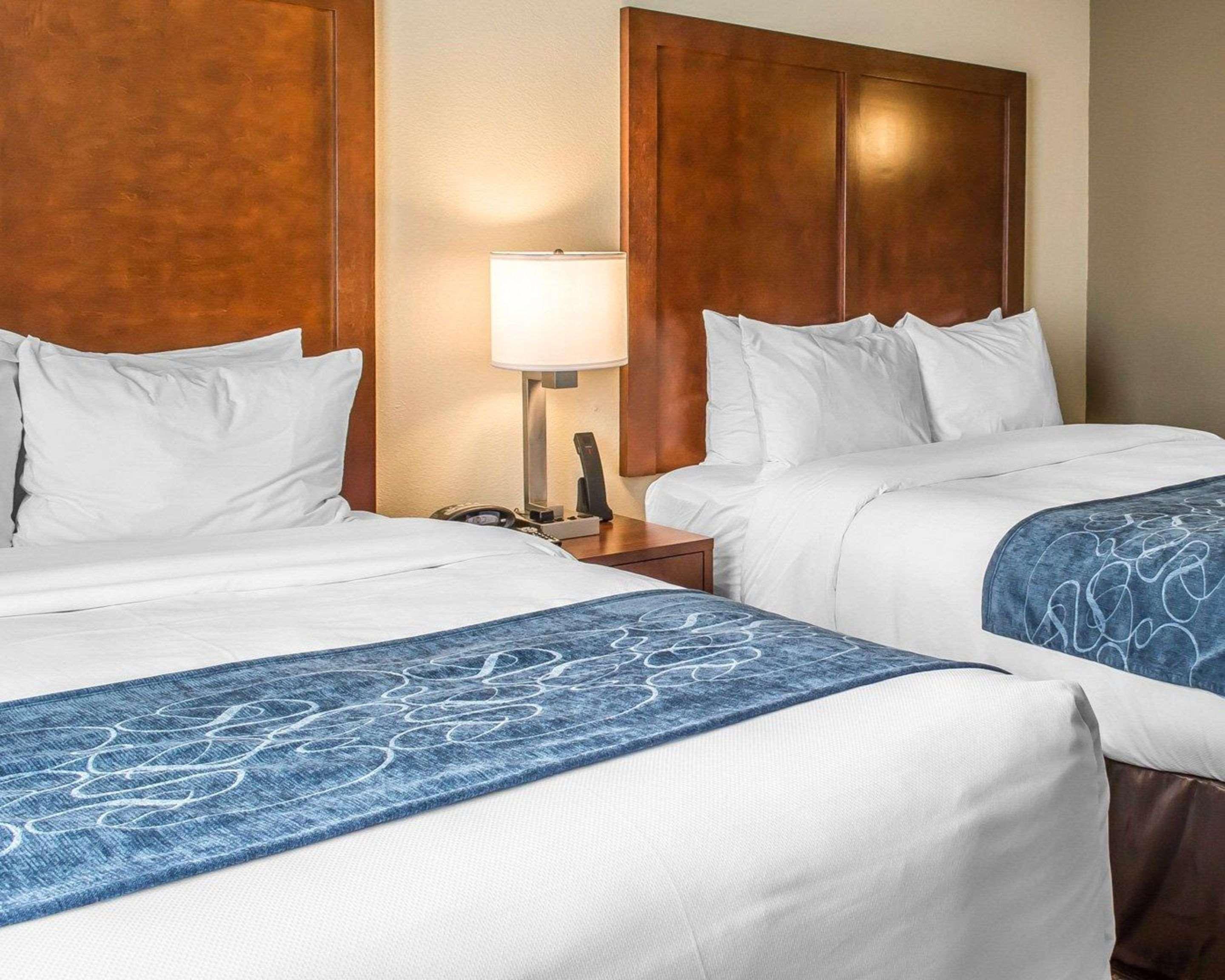Comfort Suites Near Potomac Mills Вудбридж Экстерьер фото