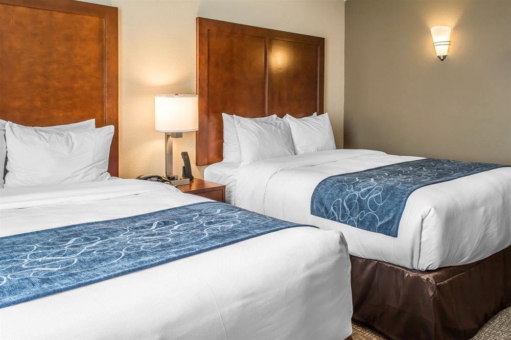 Comfort Suites Near Potomac Mills Вудбридж Экстерьер фото